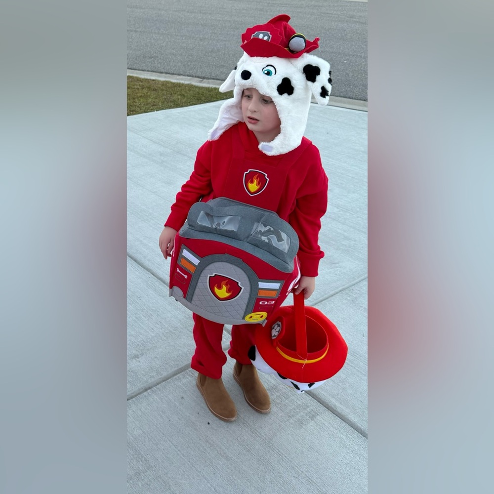 Pottery Barn Marshal costume 4-6Y
